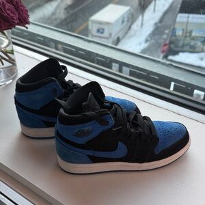 Jordan Kids Black and Blue High-Top Sneakers